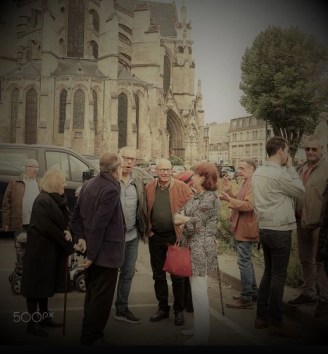Rendez-vous derrière la Cathédrale